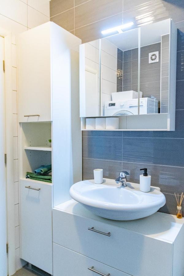 Апартаменти Flexible Selfcheckins 23 - Zagreb - Garage - Electric Vehicle Ccharger - Loggia - New - Luxury Екстер'єр фото